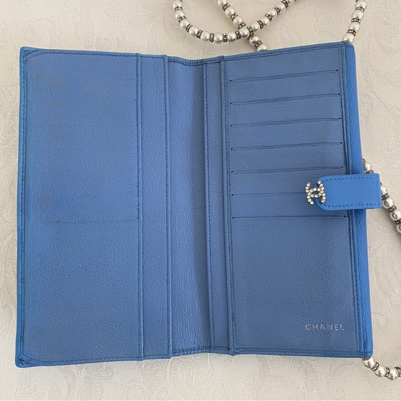 CHANEL Blue Camellia Wallet - Picture 9 of 15